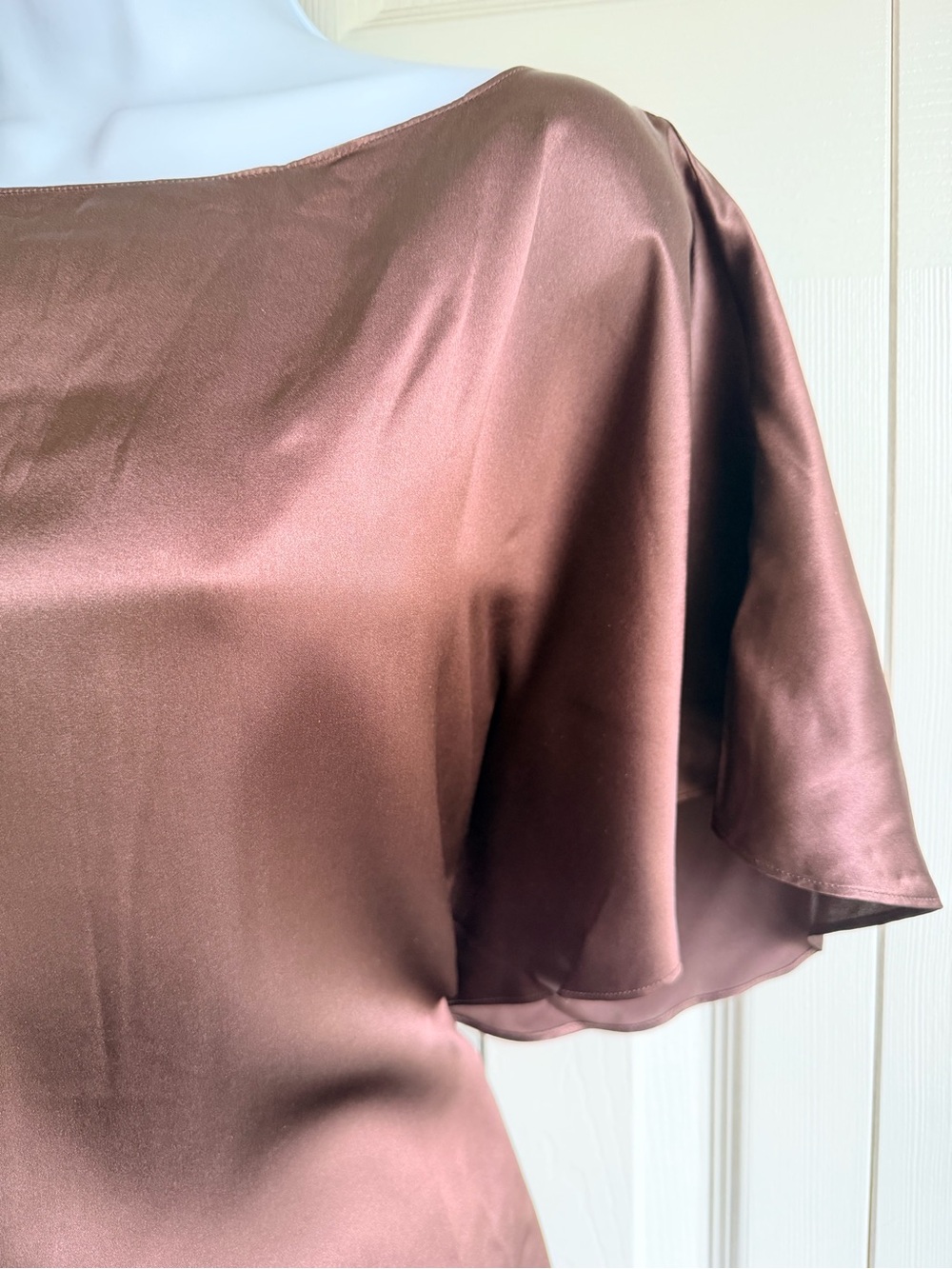 NEW Reformation Avery Silk Warp Top Size M Black Bean - Picture 6 of 11
